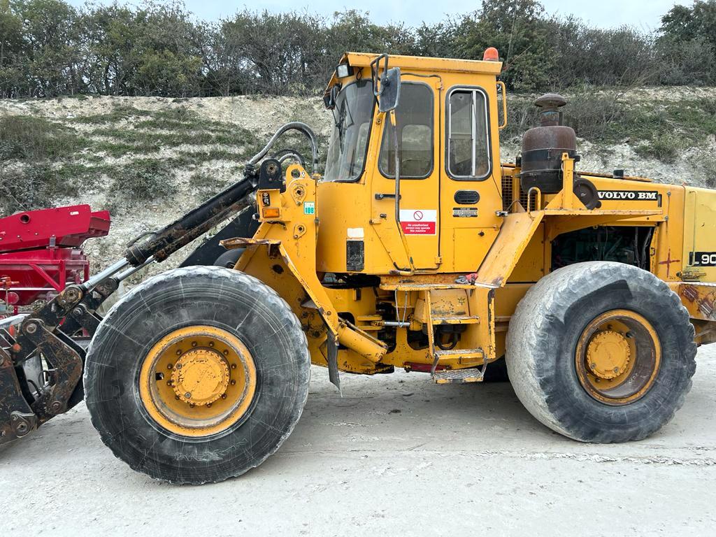 Volvo L90 Loading Shovel Fleetwood Commercial